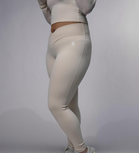 WAISTLUXE LEGGINGS